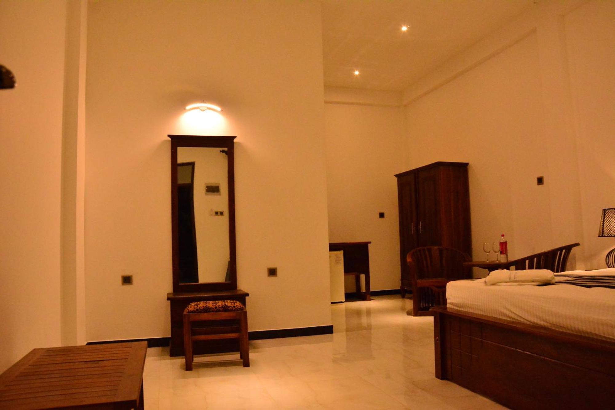 Skyresort Tangalle Exterior foto